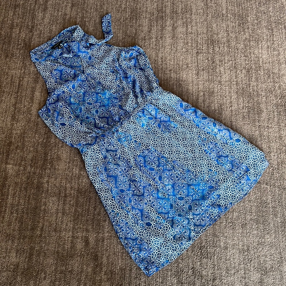 Blue pattern dress from Banana Republic - Size 14